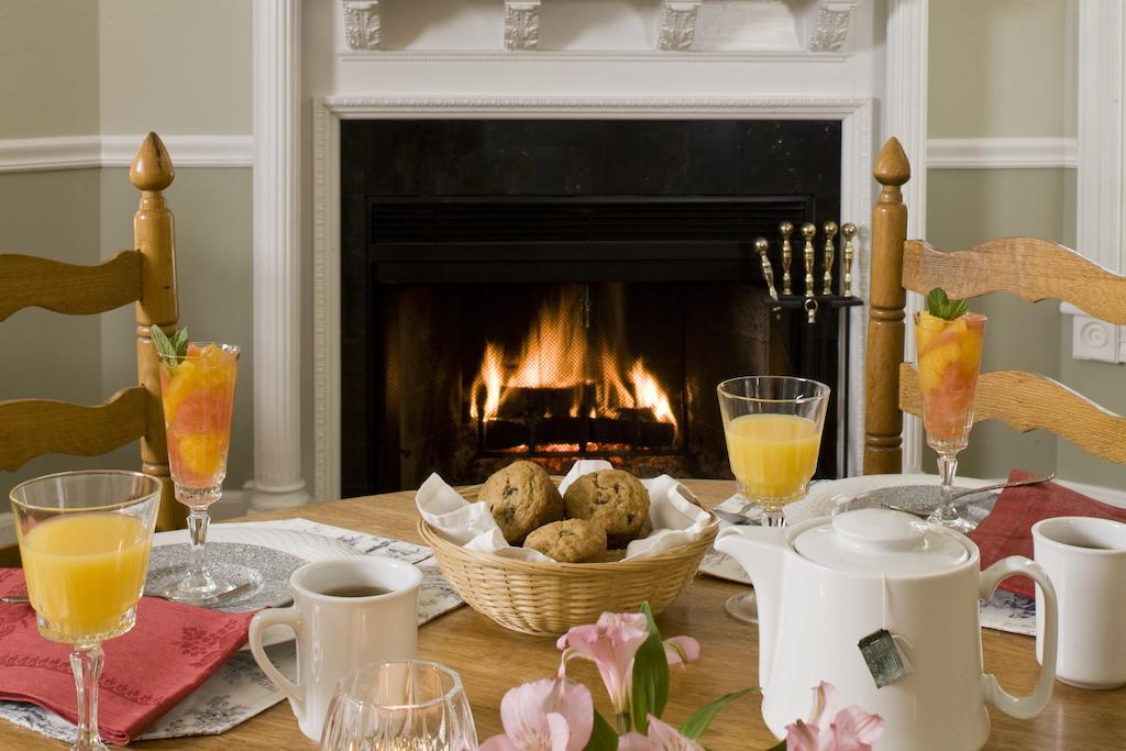 The Maple Leaf Inn Barnard Екстер'єр фото