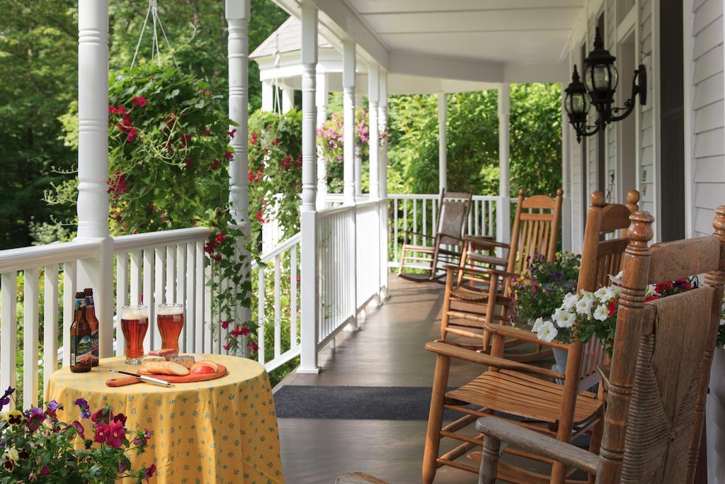 The Maple Leaf Inn Barnard Екстер'єр фото